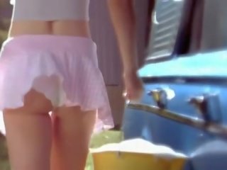 Alluring enchantress Washing Car