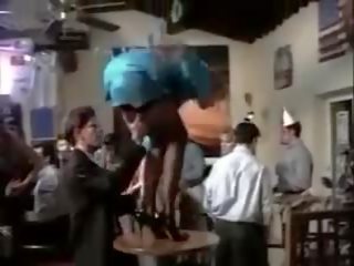 Naciones unidas bar sympathique: gratis gratis bar x calificación película vid 4e