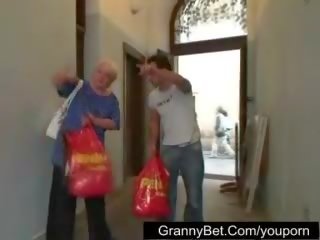Raw dirty clip with plump granny