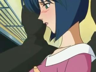 Elit docka var skruvad i offentlig i animen