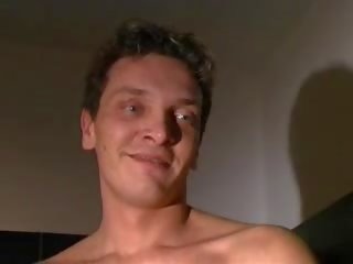 Pornó öntvény kanapé x