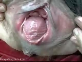 Perfected nonnina stiramento suo estremo spalancato pelosa vagina