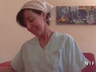 Frances mama seduces băiat și dă ei fund următorul lucru dreapta după rimming