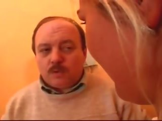 Blondinka fucked by çişik old man, mugt old çişik sikiş clip vid 0e