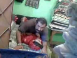 ناضج شاق فوق الباكستانية زوجان تتمتع باختصار مسلم قذر قصاصة جلسة