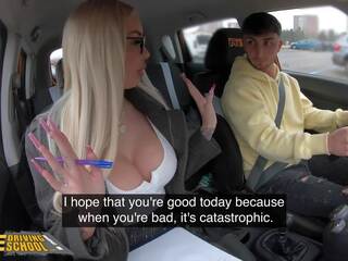 Falešný driving školní - blondýna puma bere mladý mladistvý na a driving zkouška který konce s ho cumming v ji ústa
