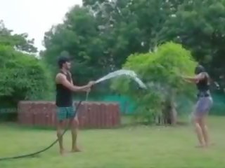 Indiana tia em piscina sutiã e calcinha, grátis porcas filme 57