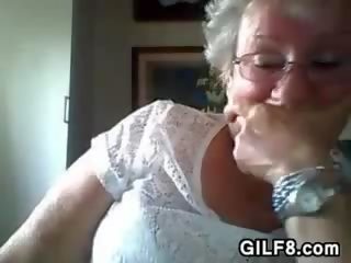 Old woman flashing her nice dhadhane